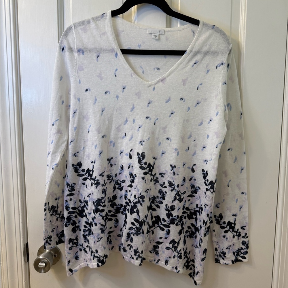 J. Jill V-Neck Long Sleeve Sweater in White and Black